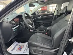 2023 Volkswagen Passat 330TSI Luxury, чёрный — фото 4