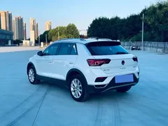 2022 Volkswagen T-Roc 280TSI DSG 2WD PLUS, белый — фото 2