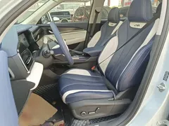 2022 Geely Monjaro 1.5T Thor Hi-F Hybrid Super, белый — фото 15