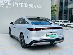 2025 BYD Han L EV 4WD Lidar Flagship — фото 16