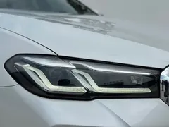 2022 BMW 5 Series 5 530Li M, белый — фото 4