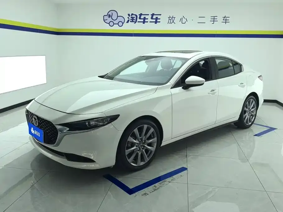 2022 Mazda 3 2.0L AT