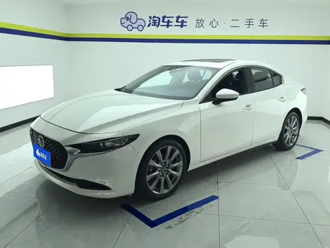 2022 Mazda 3 2.0L AT
