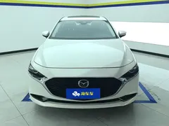 2022 Mazda 3 2.0L AT, белый — фото 2