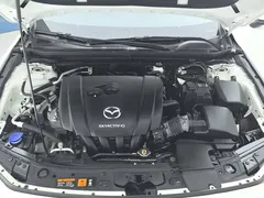 2022 Mazda 3 2.0L AT, белый — фото 10