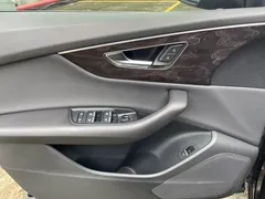 2021 Audi Q8 45 TFSI, чёрный — фото 21