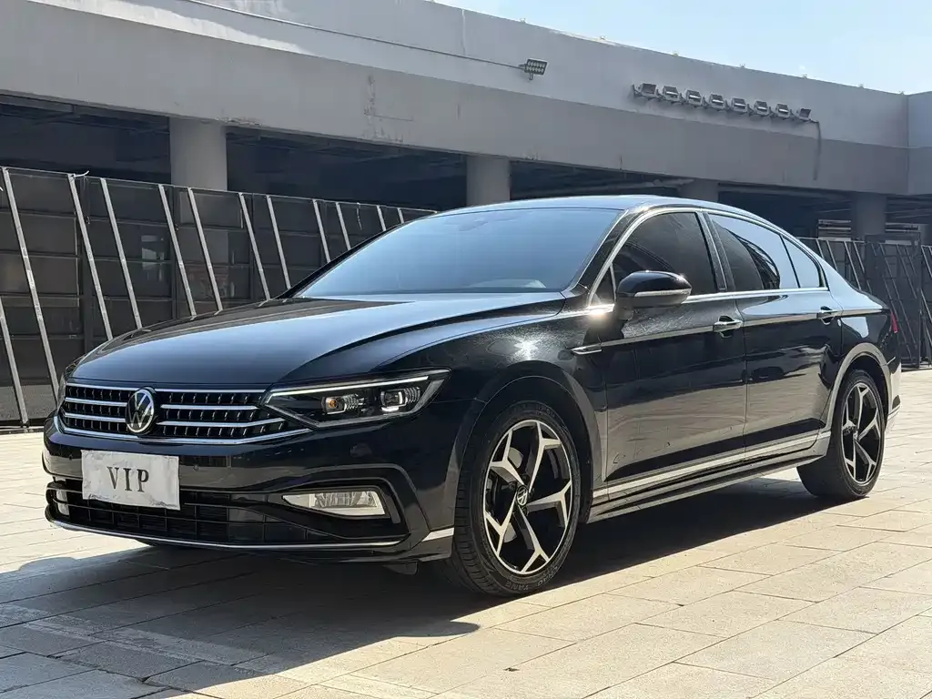 2023 Volkswagen Magotan 200 330TSI DSG