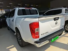 2021 Nissan Navara 2.5L AT 4WD QR25, белый — фото 5