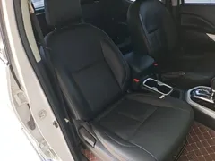 2021 Nissan Navara 2.5L AT 4WD QR25, белый — фото 25
