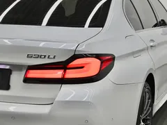 2021 BMW 5 Series 5 530Li M, белый — фото 37