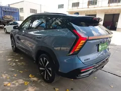 2023 Geely Atlas L 1.5TD DCT Luxury, синий — фото 5
