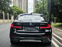 2023 BMW 5 Series 5 530Li M, чёрный — фото 4