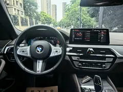 2023 BMW 5 Series 5 530Li M, чёрный — фото 8