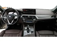 2021 BMW 5 Series 530Li — фото 5