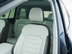 2022 Volkswagen Talagon 380TSI 4WD Luxury Pro 7, синий — фото 12