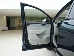 2022 Volkswagen Talagon 380TSI 4WD Luxury Pro 7, синий — фото 15