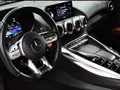 2019 Mercedes-Benz AMG GT — фото 4