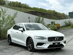 2022 Volvo S60 B4 Luxury, белый — фото 3