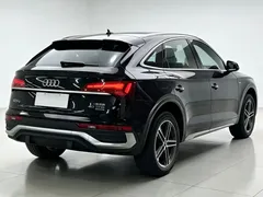 2023 Audi Q5L Sportback 40 TFSI, чёрный — фото 7