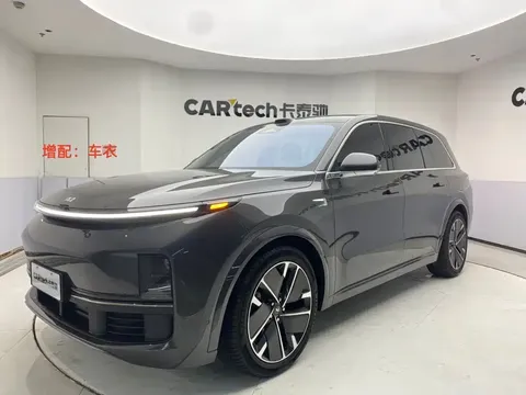 2025 Li Auto L9 Pro