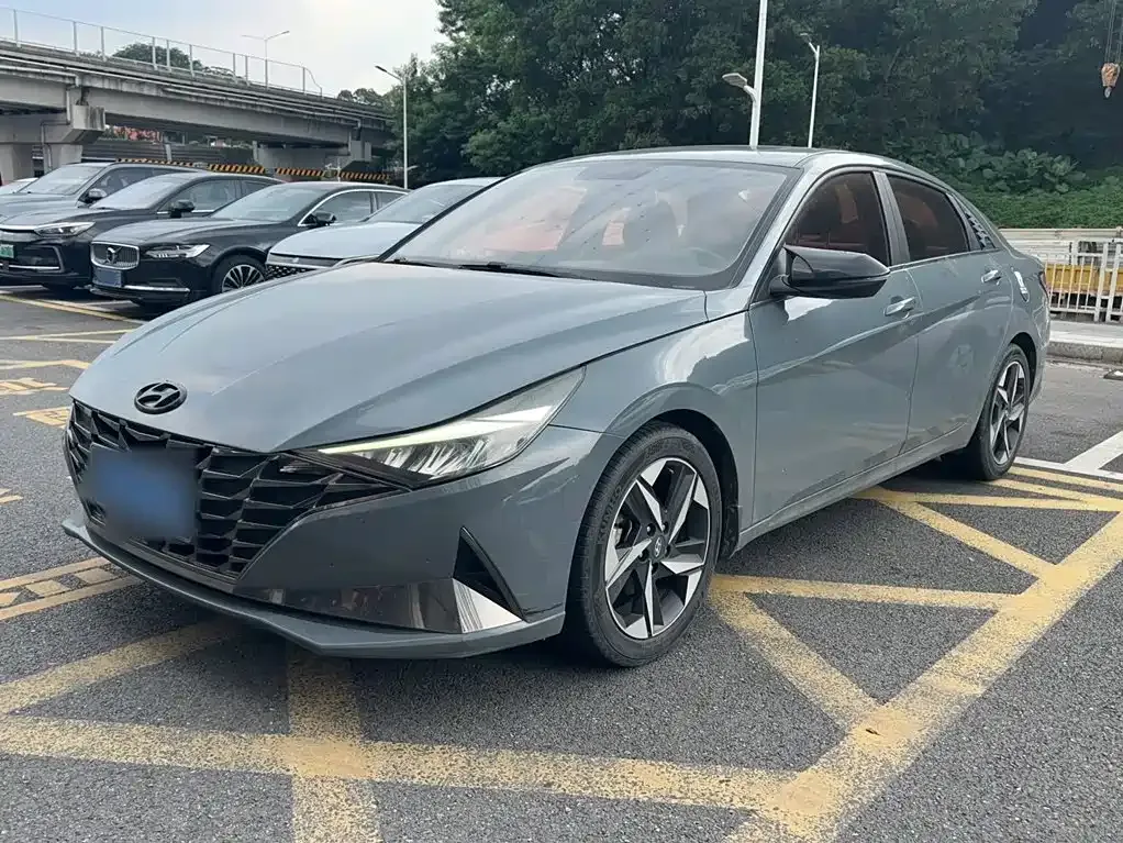 2021 Hyundai Elantra 1.5L CVT GLX Elite