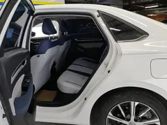 2022 Geely Emgrand 1.5L CVT, белый — фото 11