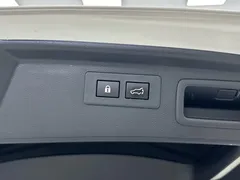 2022 Subaru Forester 2.0i AWD Flagship EyeSight, белый — фото 16
