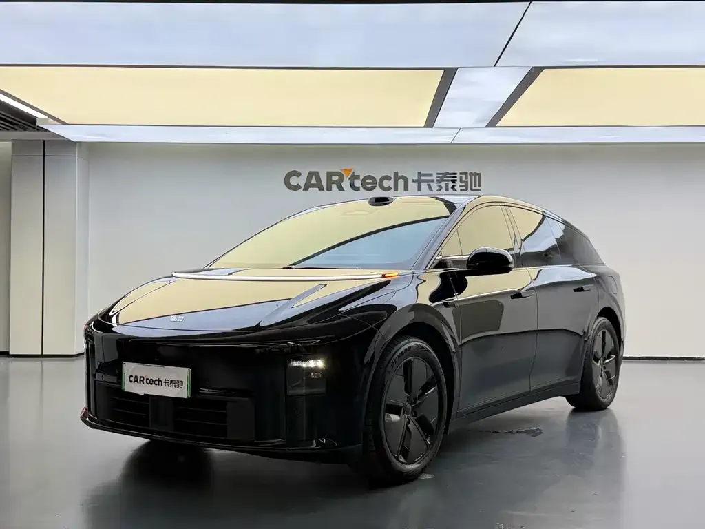 2025 Li Auto i6 2WD
