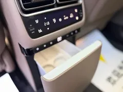 2025 Li Auto i6 2WD, чёрный — фото 14