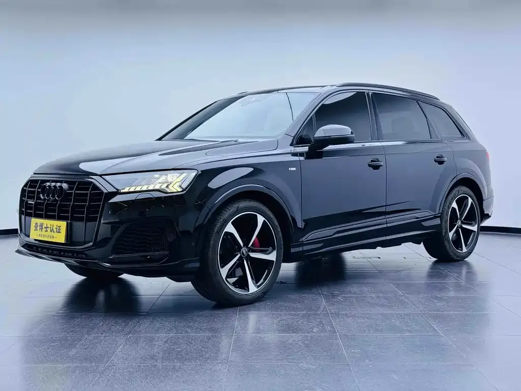 2022 Audi Q7 55 TFSI quattro S line Sport