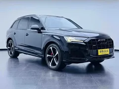 2022 Audi Q7 55 TFSI quattro S line Sport, чёрный — фото 3