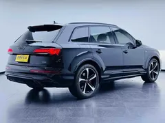 2022 Audi Q7 55 TFSI quattro S line Sport, чёрный — фото 4