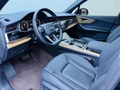 2022 Audi Q7 55 TFSI quattro S line Sport, чёрный — фото 7