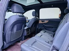 2022 Audi Q7 55 TFSI quattro S line Sport, чёрный — фото 8