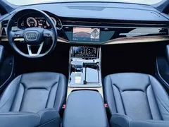 2022 Audi Q7 55 TFSI quattro S line Sport, чёрный — фото 10