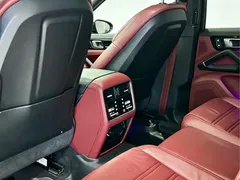 2023 Porsche Cayenne Coupé 3.0T Platinum Edition, синий — фото 11