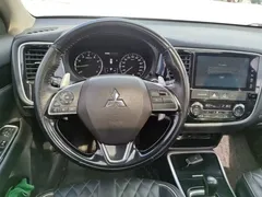 2021 Mitsubishi Outlander 2.4L 4WD 5, белый — фото 11