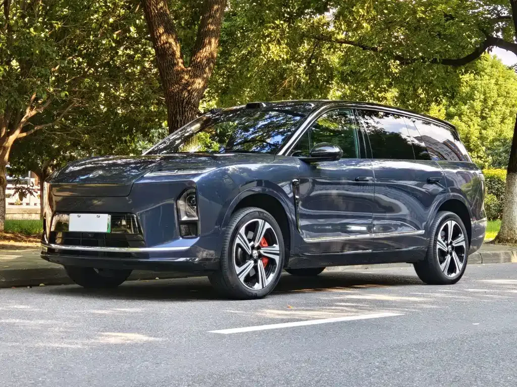 2026 Nio ES8 Luxury