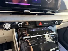 2021 Kia Carnival 2.0T Luxury Tech, белый — фото 13