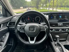 2022 Honda Accord 260TURBO Luxury — фото 8