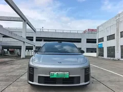 2025 Li Auto i6 2WD — фото 2