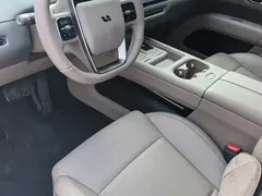 2025 Li Auto i6 2WD — фото 4