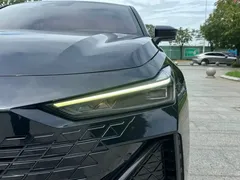2023 Changan UNI-V 1.5T Sport, чёрный — фото 15