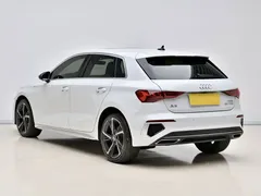 2023 Audi A3 Sportback 35 TFSI, белый — фото 4