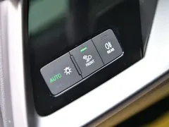 2023 Audi A3 Sportback 35 TFSI, белый — фото 20