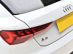2023 Audi A3 Sportback 35 TFSI, белый — фото 24