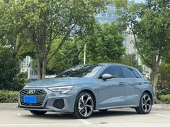 2022 Audi A3 Sportback 35 TFSI RS — фото 2