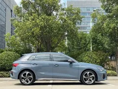 2022 Audi A3 Sportback 35 TFSI RS — фото 4