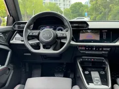 2022 Audi A3 Sportback 35 TFSI RS — фото 9