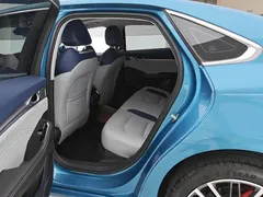 2021 Geely Preface 2.0TD Premium, синий — фото 11